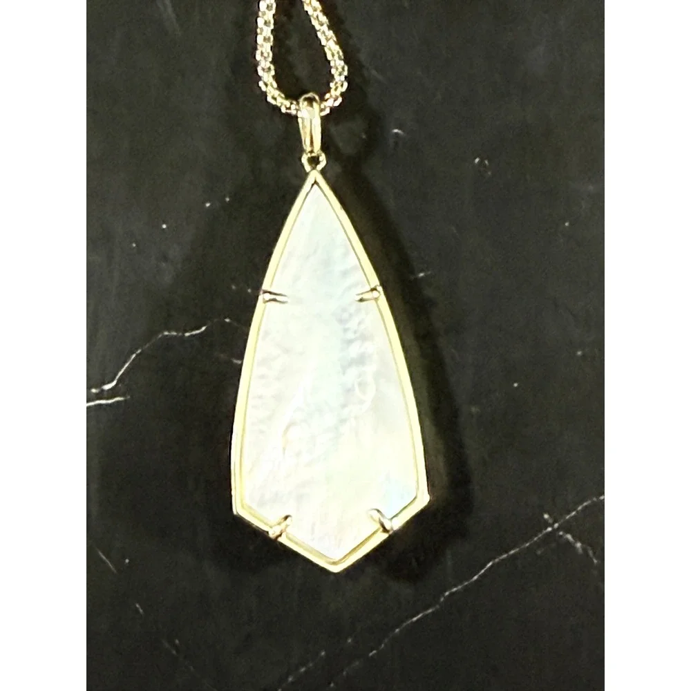 Kendra Scott Carole Mother of Pearl Long 30-32in Gold Tone Pendant Necklace